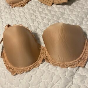 Victoria secret Dream Angels Lightly-Lined Smooth Demi Bra size 38 D